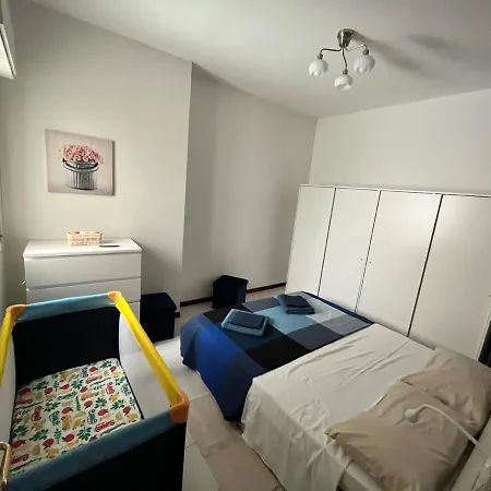 Beachfront Апартаменти *